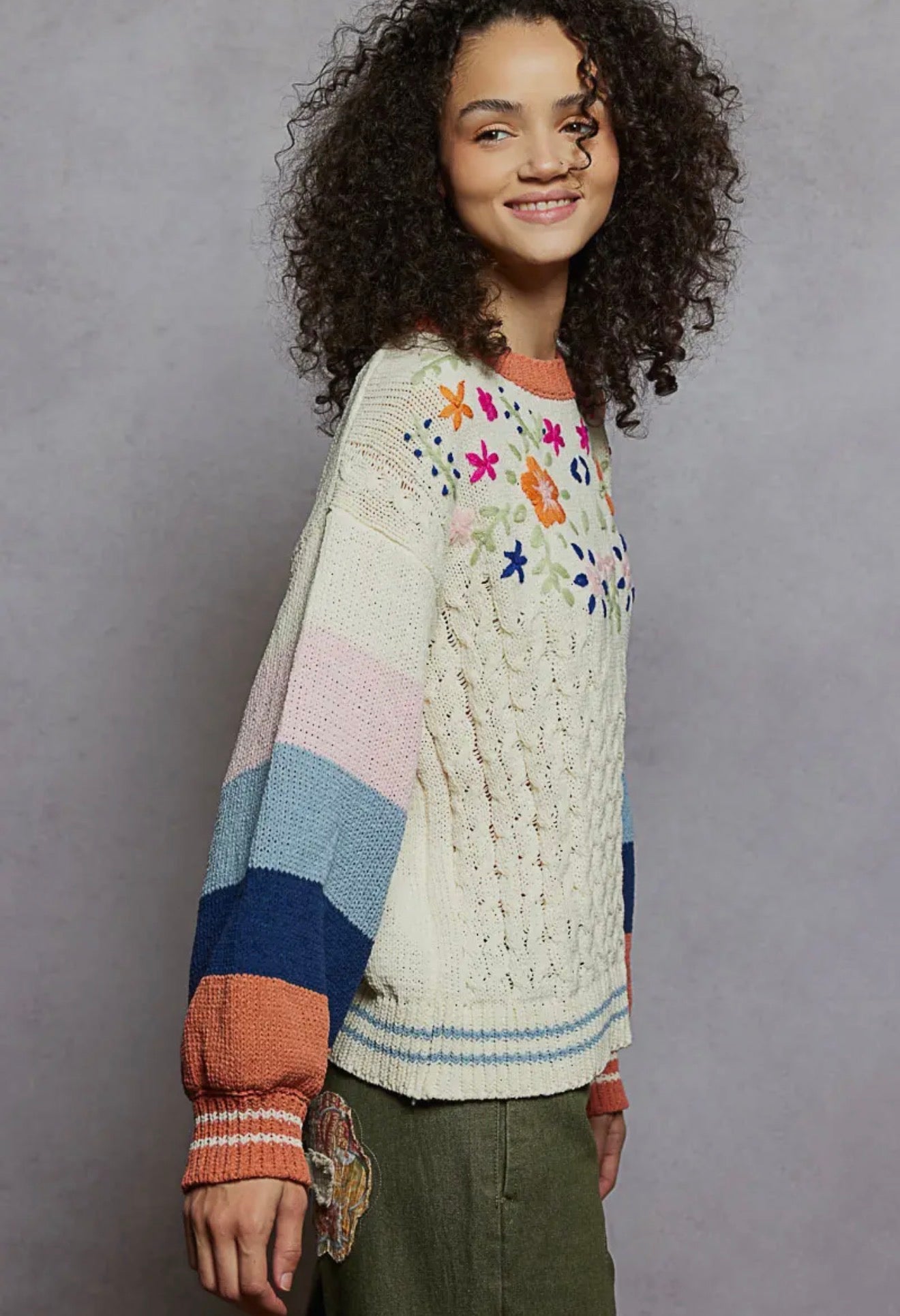 Color Block Pattern Floral Embroidered Sweater Top