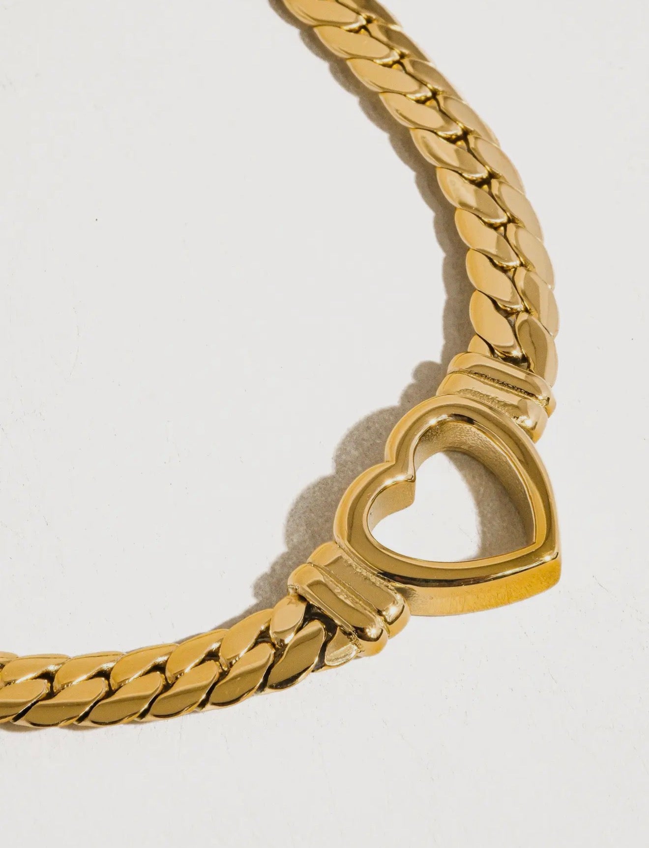 TESSA 14K NON-TARNISH HEART SNAKE CHAIN NECKLACE