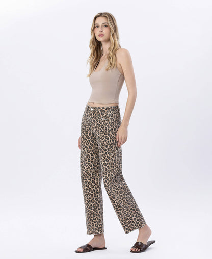 HIGH RISE LEOPARD PRINT BARREL JEAN