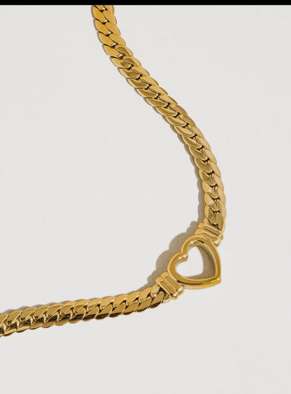 TESSA 14K NON-TARNISH HEART SNAKE CHAIN NECKLACE