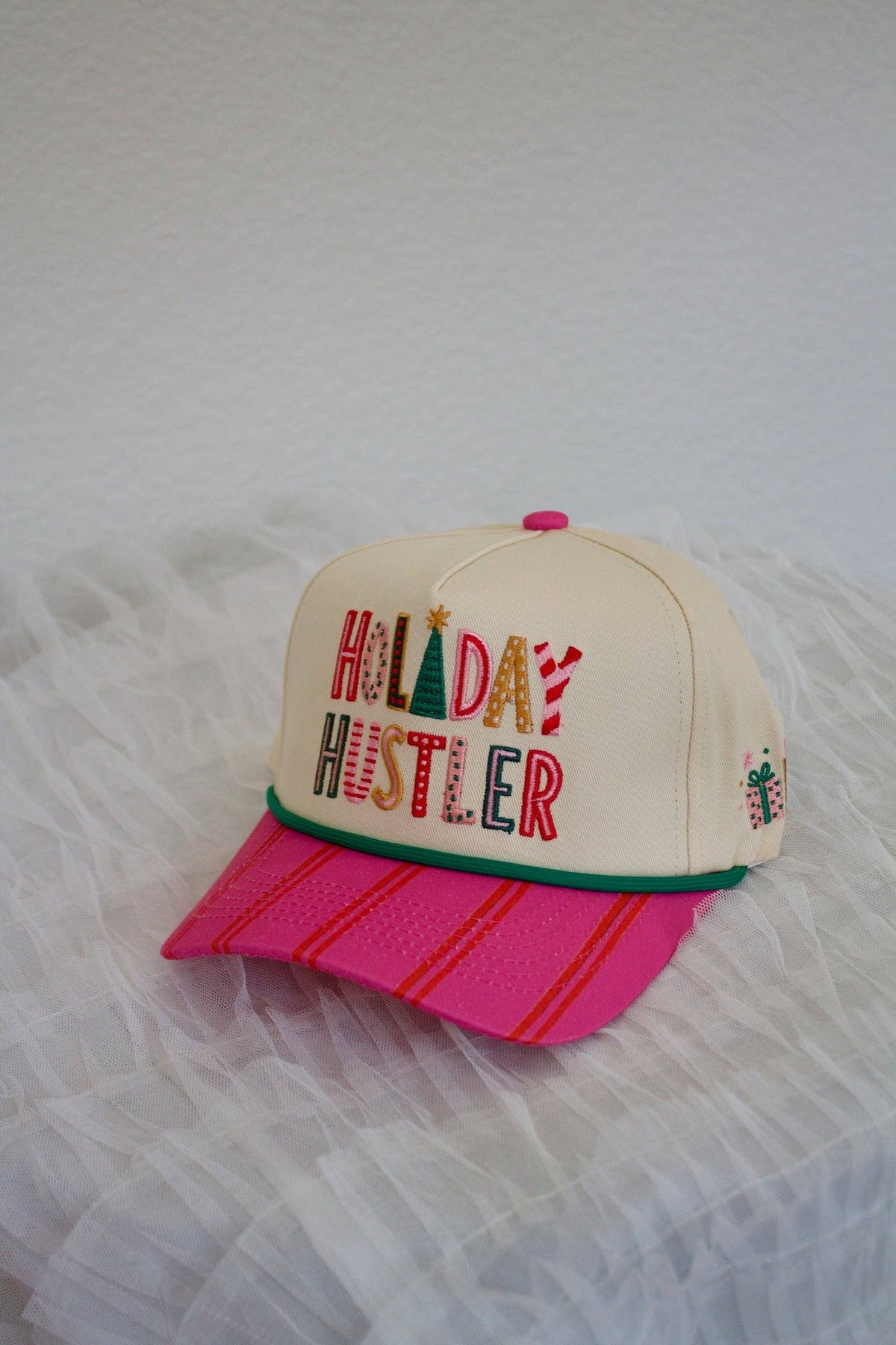 HOLIDAY HUSTLER CANVAS CAP